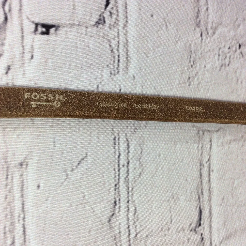 Fossil Thin Belt Women's Size L Brown Leather Tooled Boho Cowgirl Festive Casual